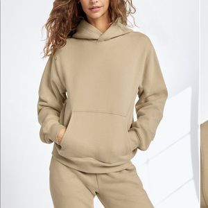 TNA perfect hoody. Only worn a few times. The colour is CHASM.